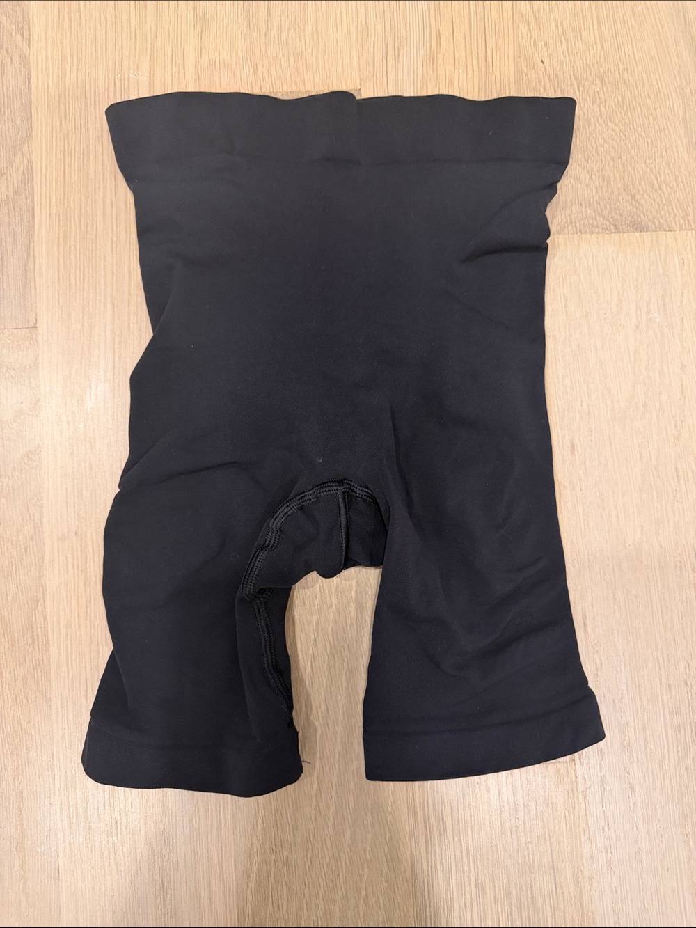 SKIMS Seamless Sculpt MidThigh Short - Onyx/Black | Size S